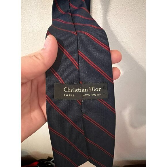 Men's Vintage Anheuser-Busch 7 Tie Bundle [EXCELLENT] - Picture 11 of 16